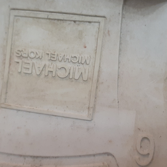 MICHAEL KORS WATERPROOF SHOES SZ 6 WOS - Picture 7 of 7